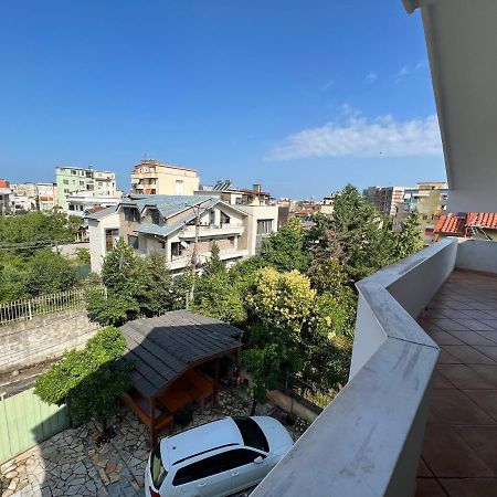 Villa Sokoli, Enjoy Sunset At This Spacious Apartment Tirana Exteriör bild