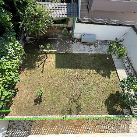 Villa Sokoli, Enjoy Sunset At This Spacious Apartment Tirana Exteriör bild