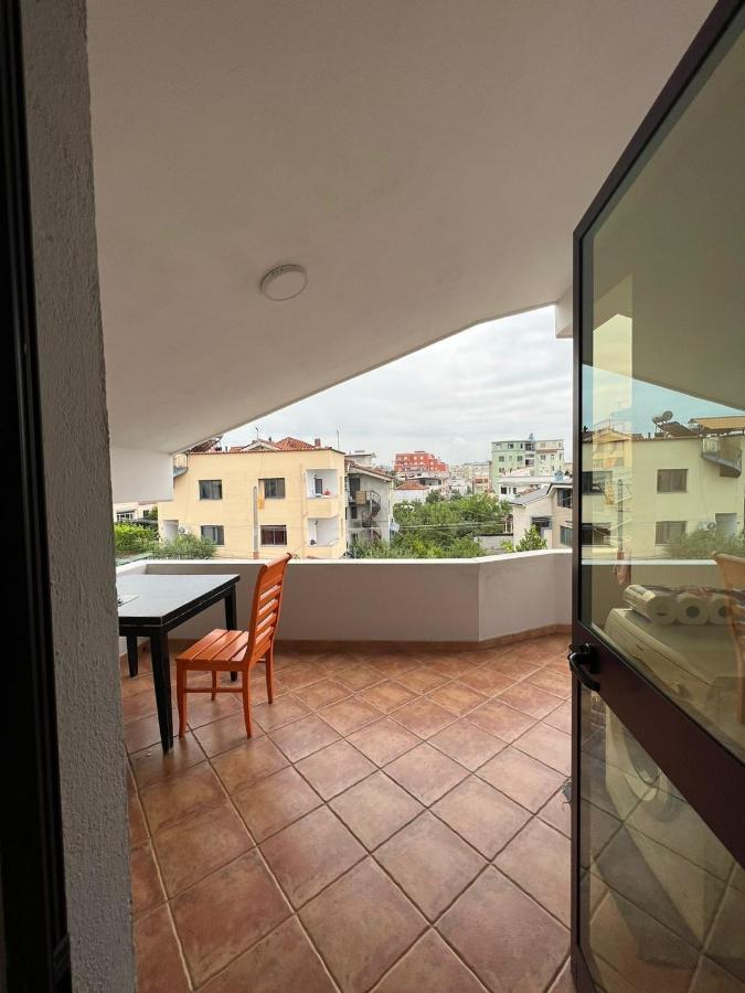 Villa Sokoli, Enjoy Sunset At This Spacious Apartment Tirana Exteriör bild