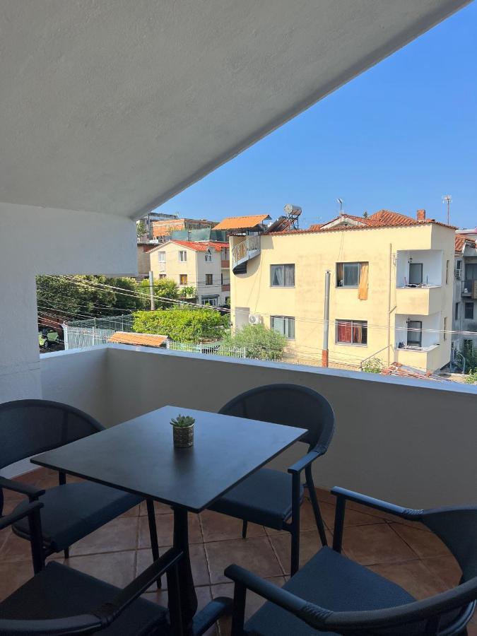 Villa Sokoli, Enjoy Sunset At This Spacious Apartment Tirana Exteriör bild