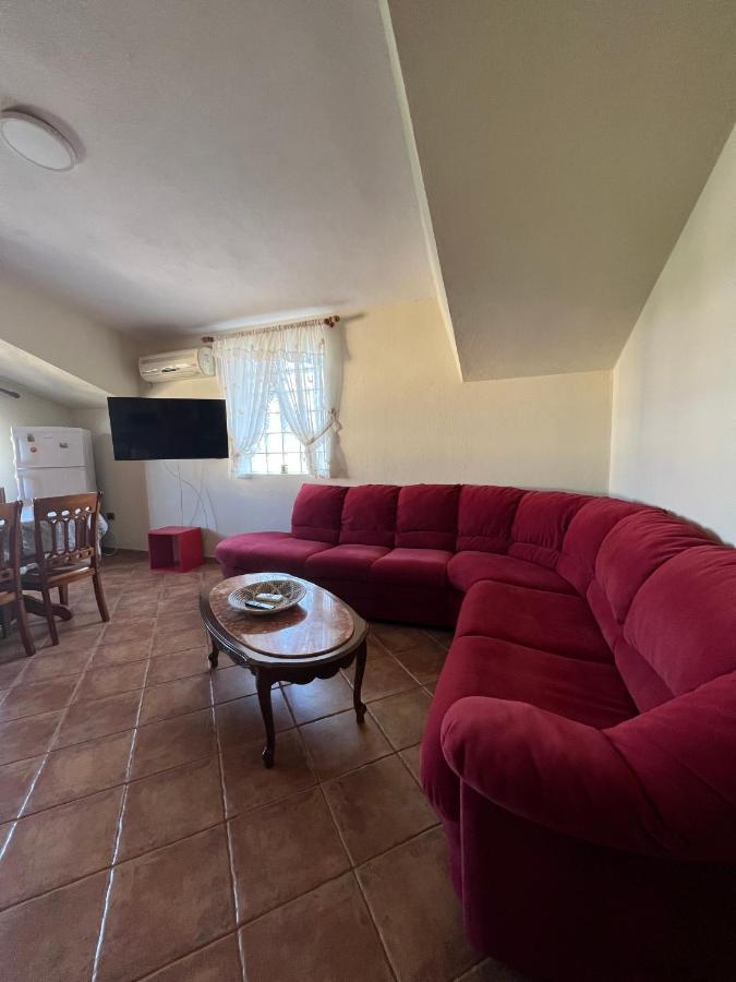 Villa Sokoli, Enjoy Sunset At This Spacious Apartment Tirana Exteriör bild