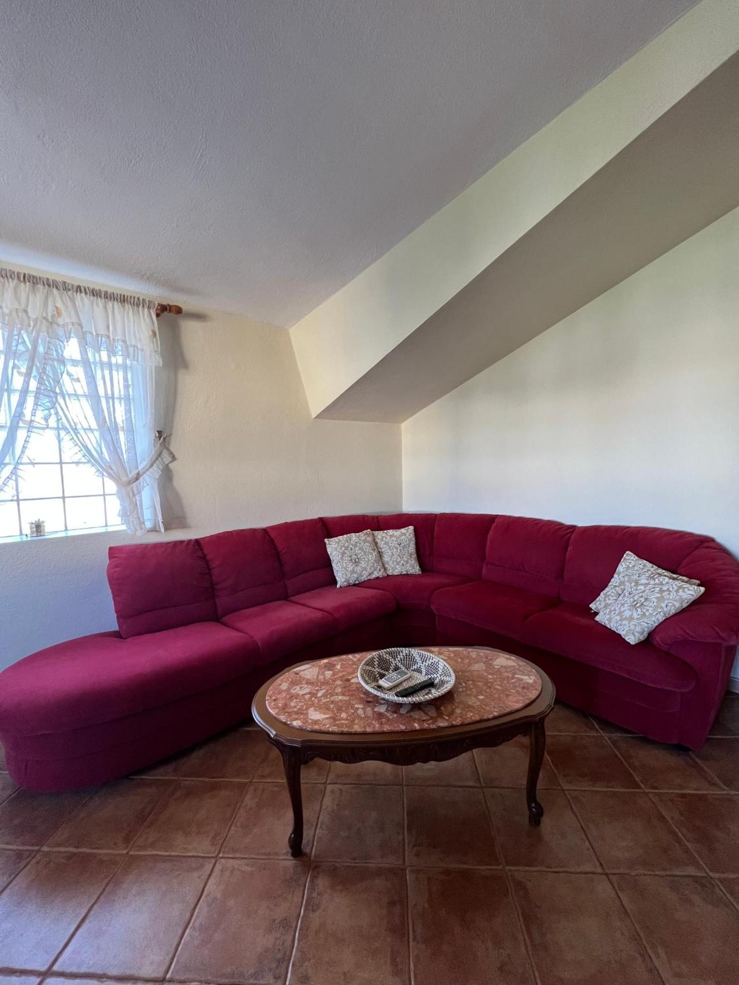 Villa Sokoli, Enjoy Sunset At This Spacious Apartment Tirana Exteriör bild